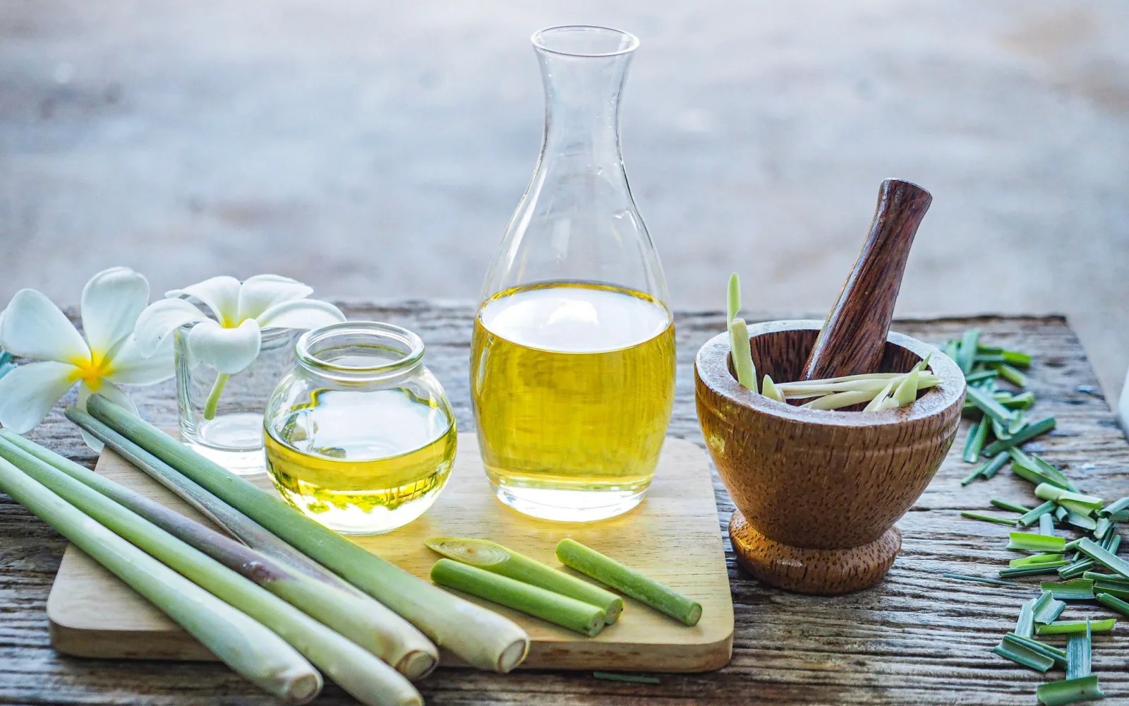 Top 10 Lemongrass Essential Oil