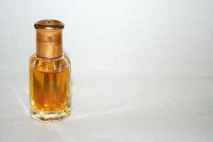 Bakul Attar (Maulsri) - Essential Oils Company